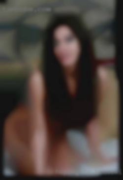 Hoping housewives Indiana to find new playmates.